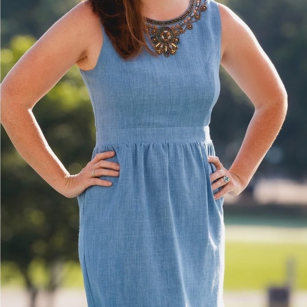 Ellen Tracy Embellished Sleeveless Dress. Women's Sz-6 Beaded | Blue | Brown
